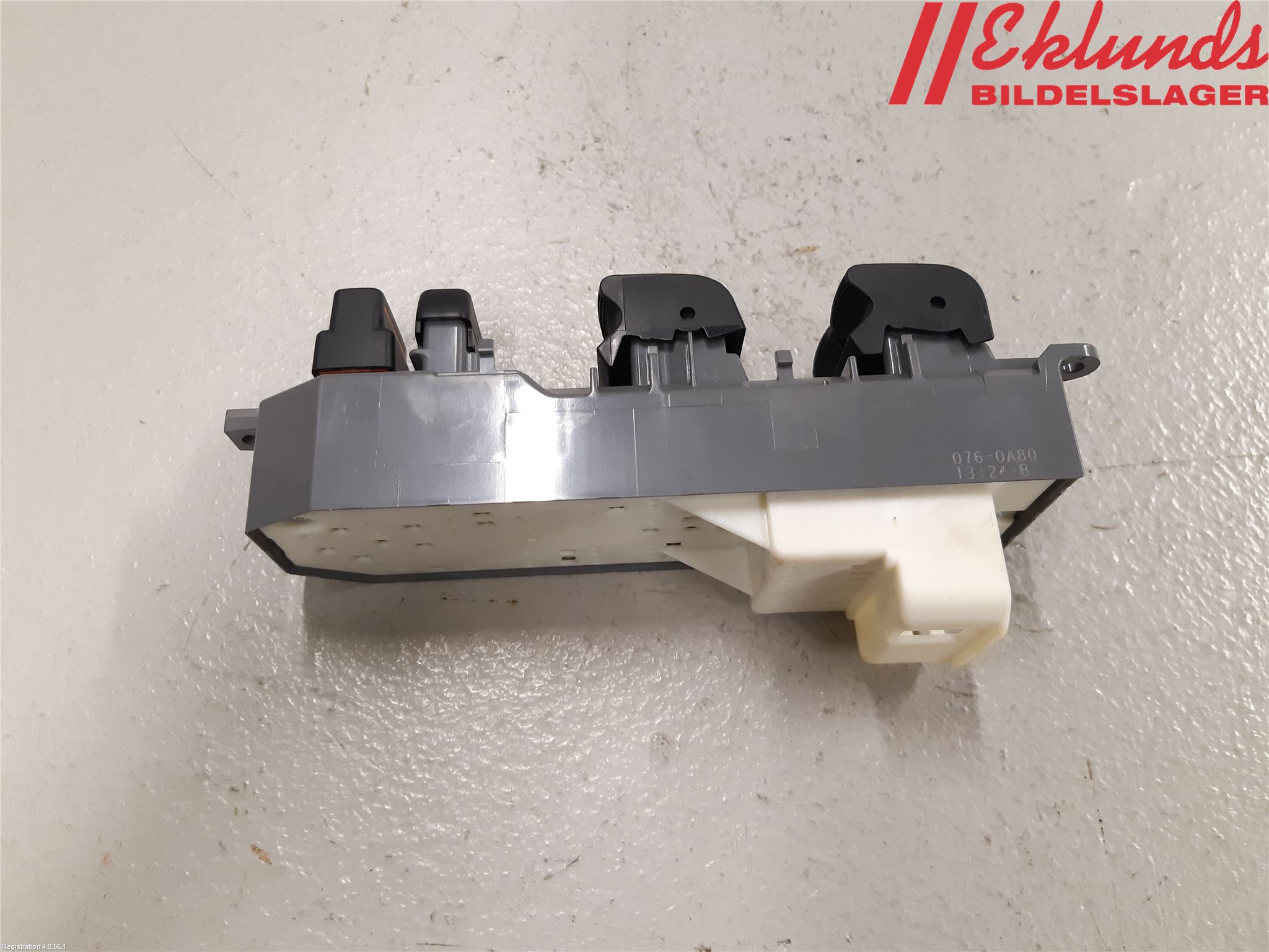 Toyota RAV4 13-18 Strömställare Elhiss