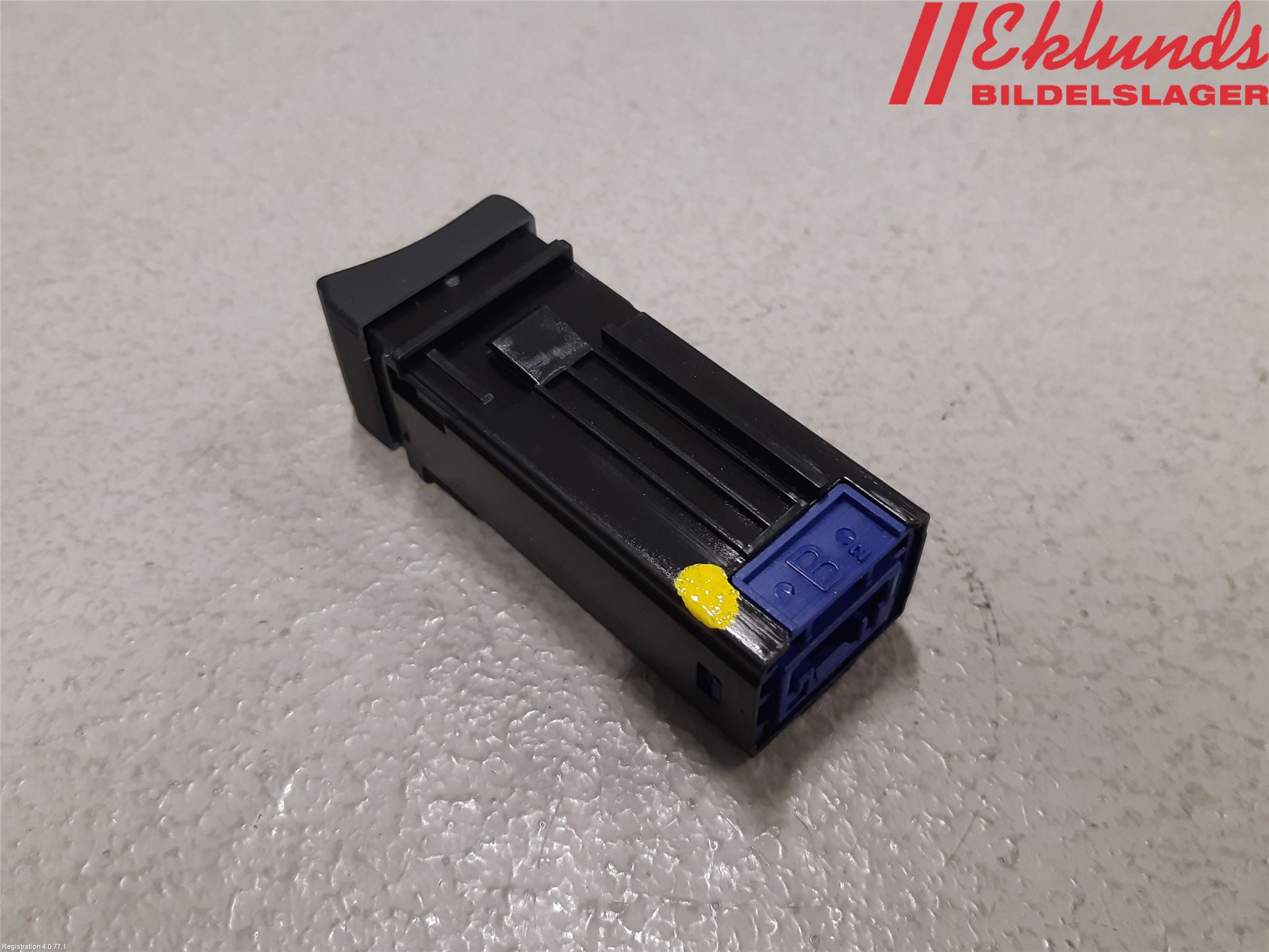 Toyota RAV4 19- Strömställare Stolvärme