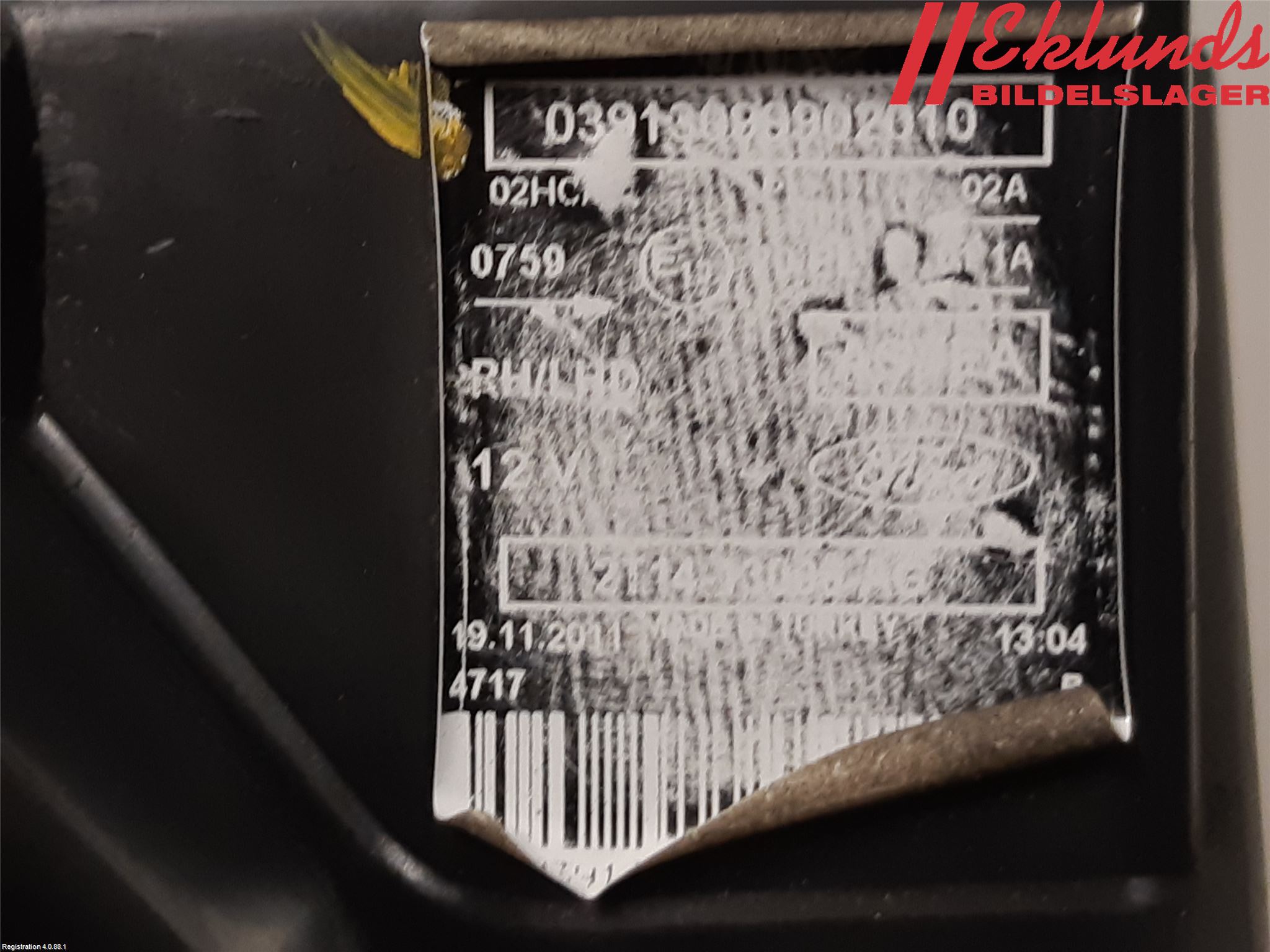 Ford TRANSIT CONNECT 09-13 Strålkastare Höger