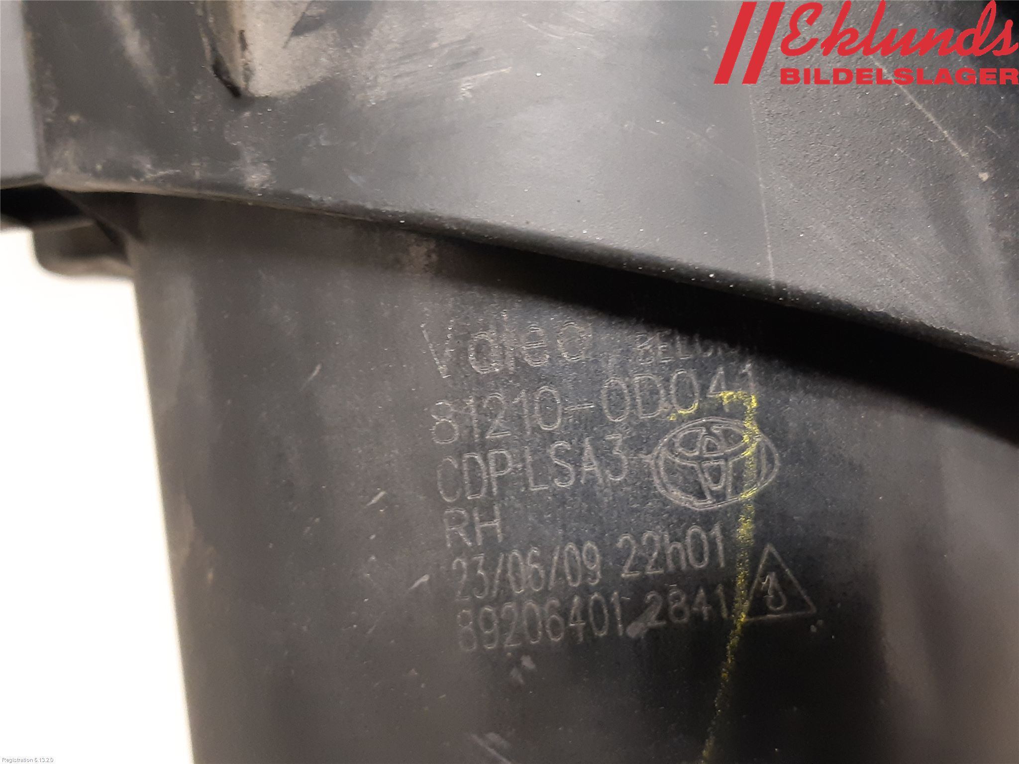 Toyota AVENSIS 09-15 Dimljus-Varselljus Fram