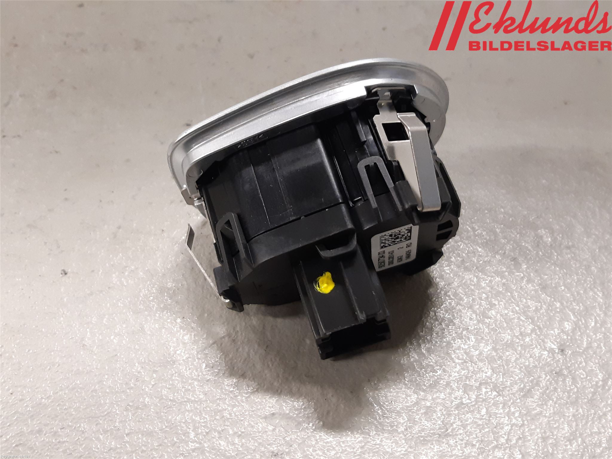 BMW 3 F30/F31/F80 12-19 Startknapp Personbil