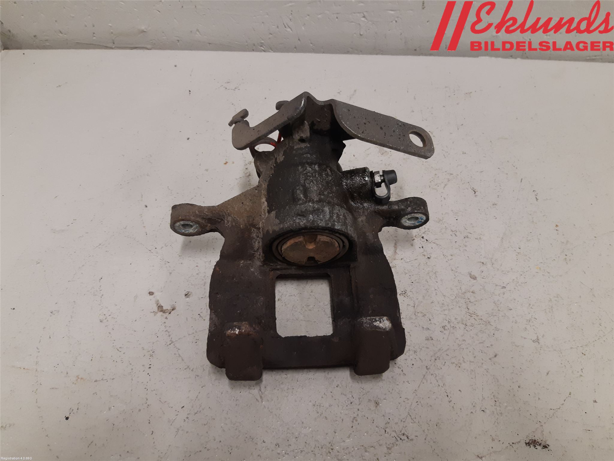 Ford TRANSIT SKÅP/BUSS 14-22 Bromsok Bak Vänster