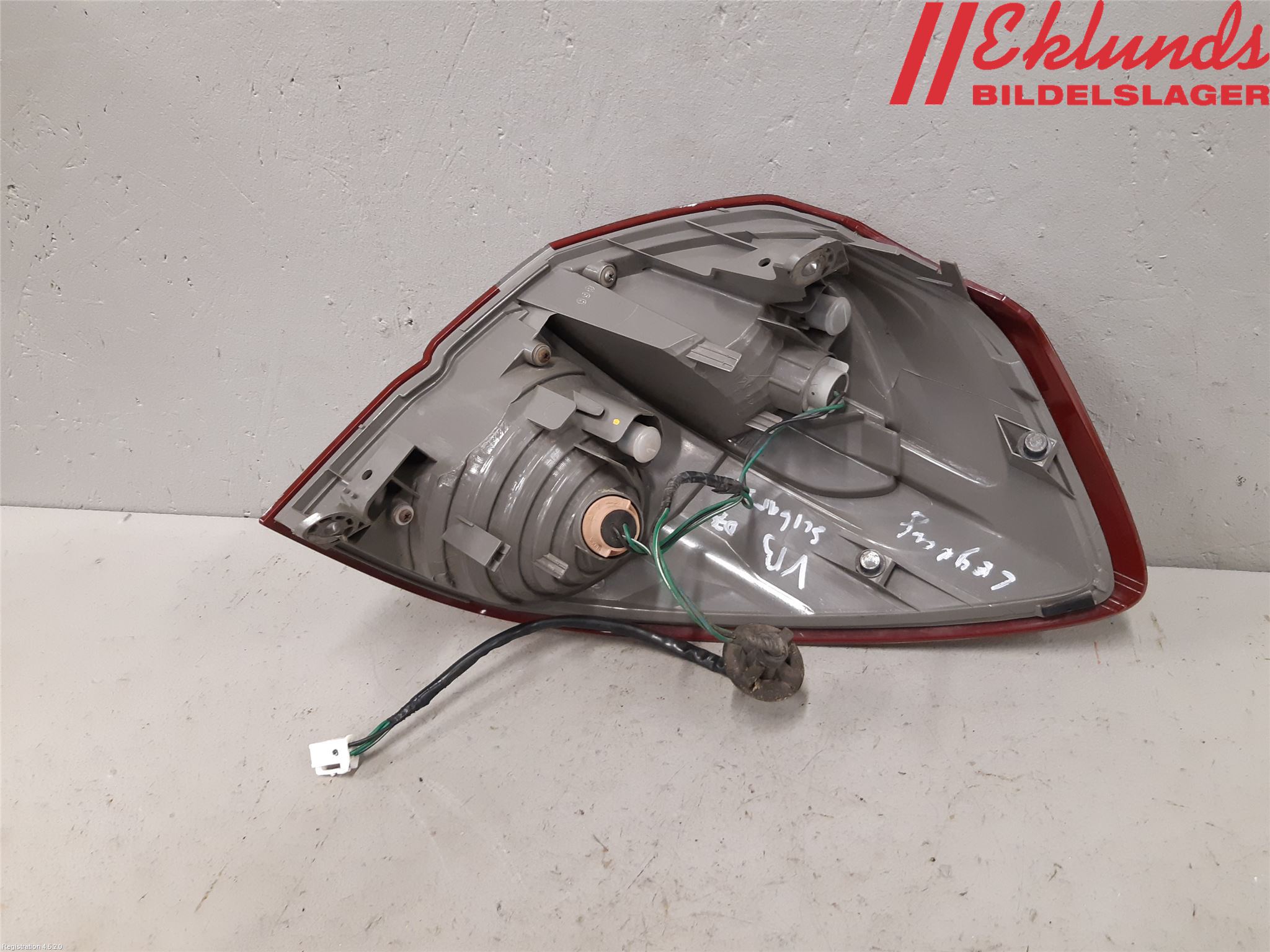 Subaru LEGACY    04-06 Bakljus Vänster