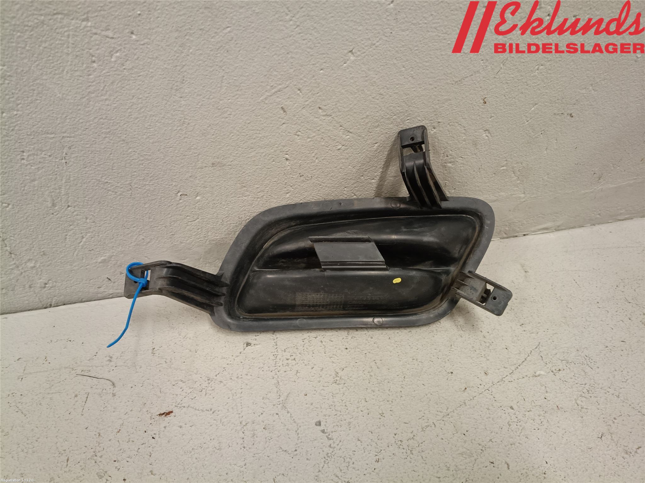 Volvo V70 05-08 Stöt Utfyllnad-List-Grill
