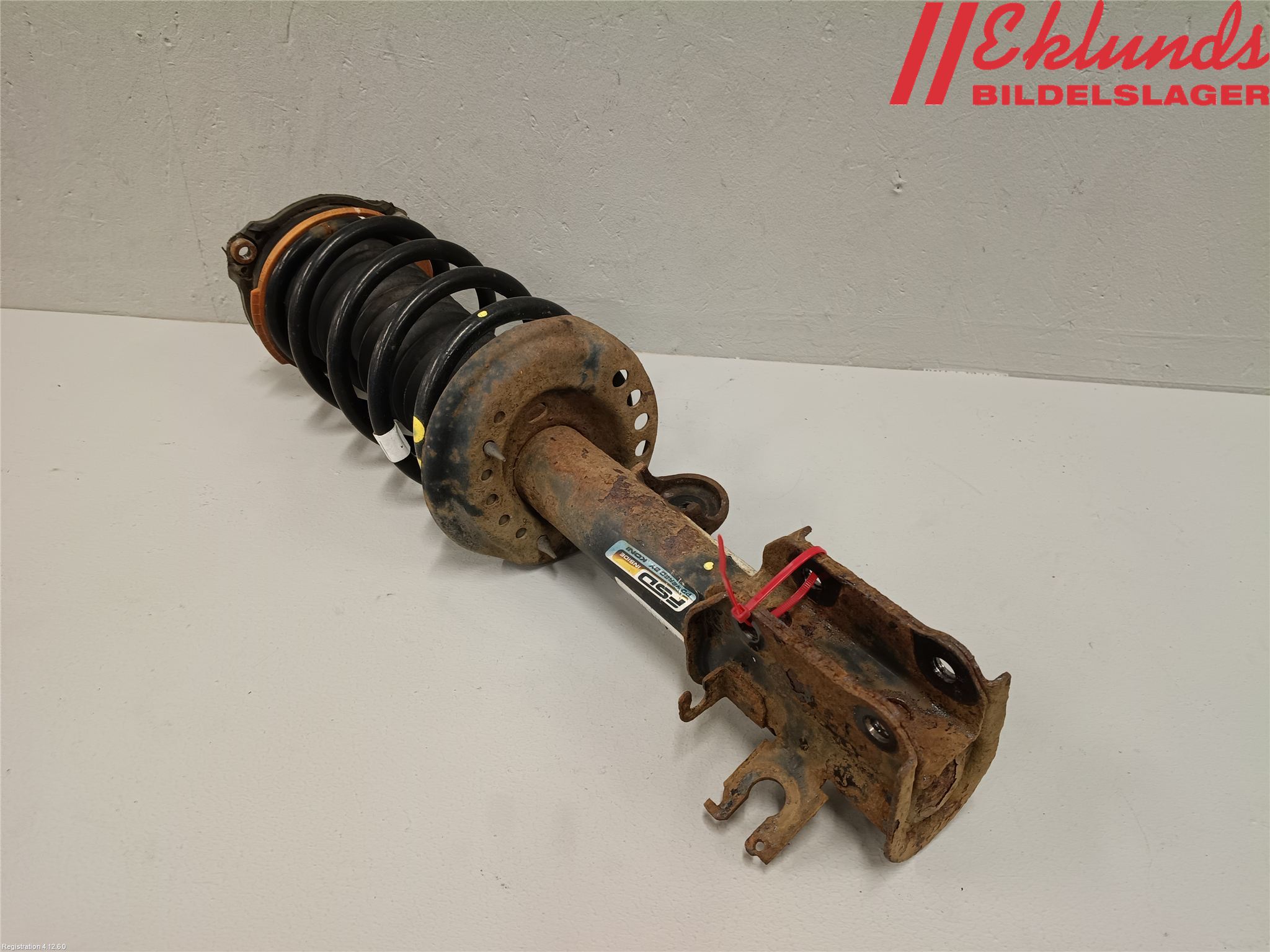 Jeep RENEGADE Fjäderben Fram Vänster