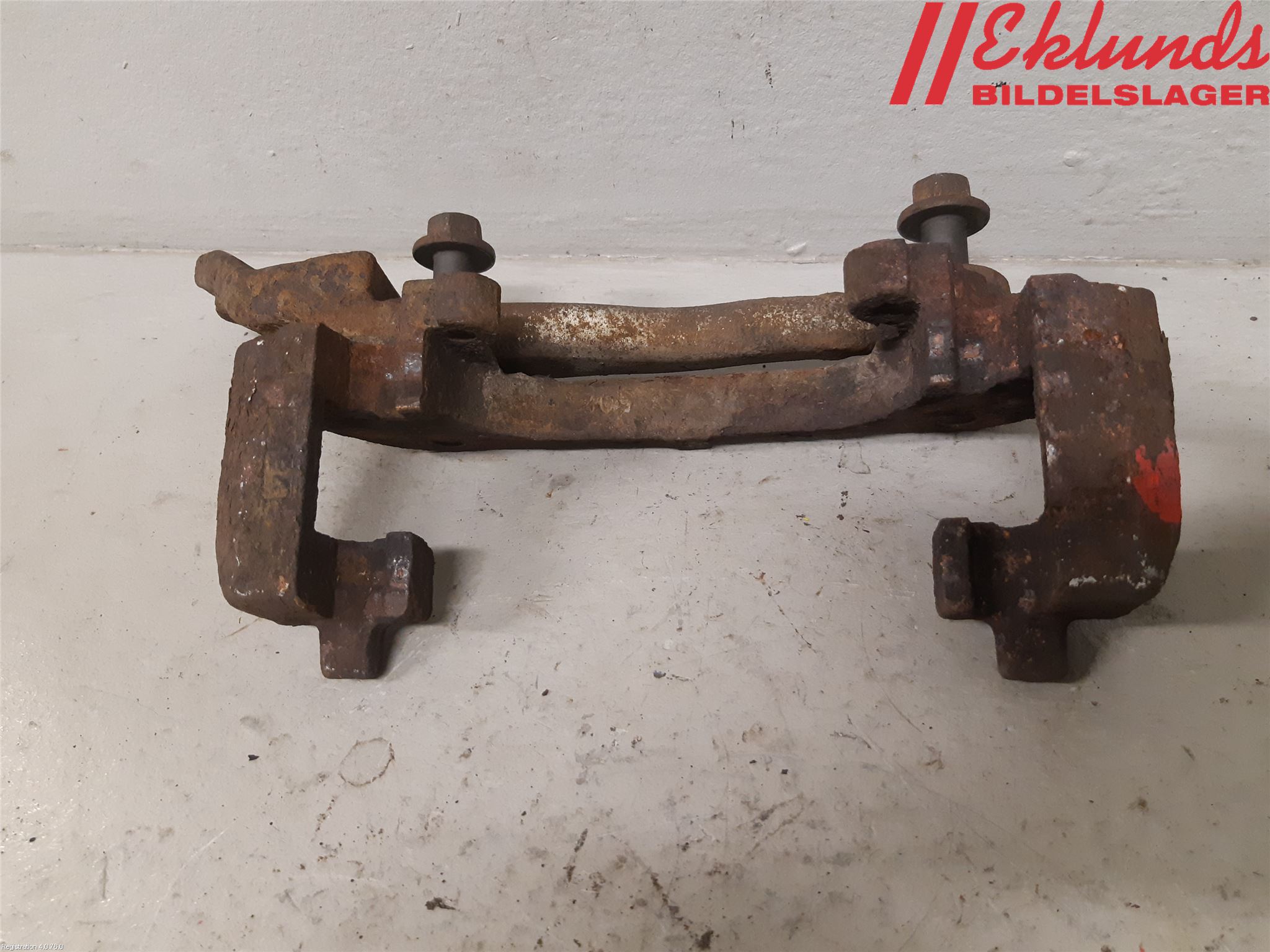 Volvo V70 05-08 Bromsokshållare