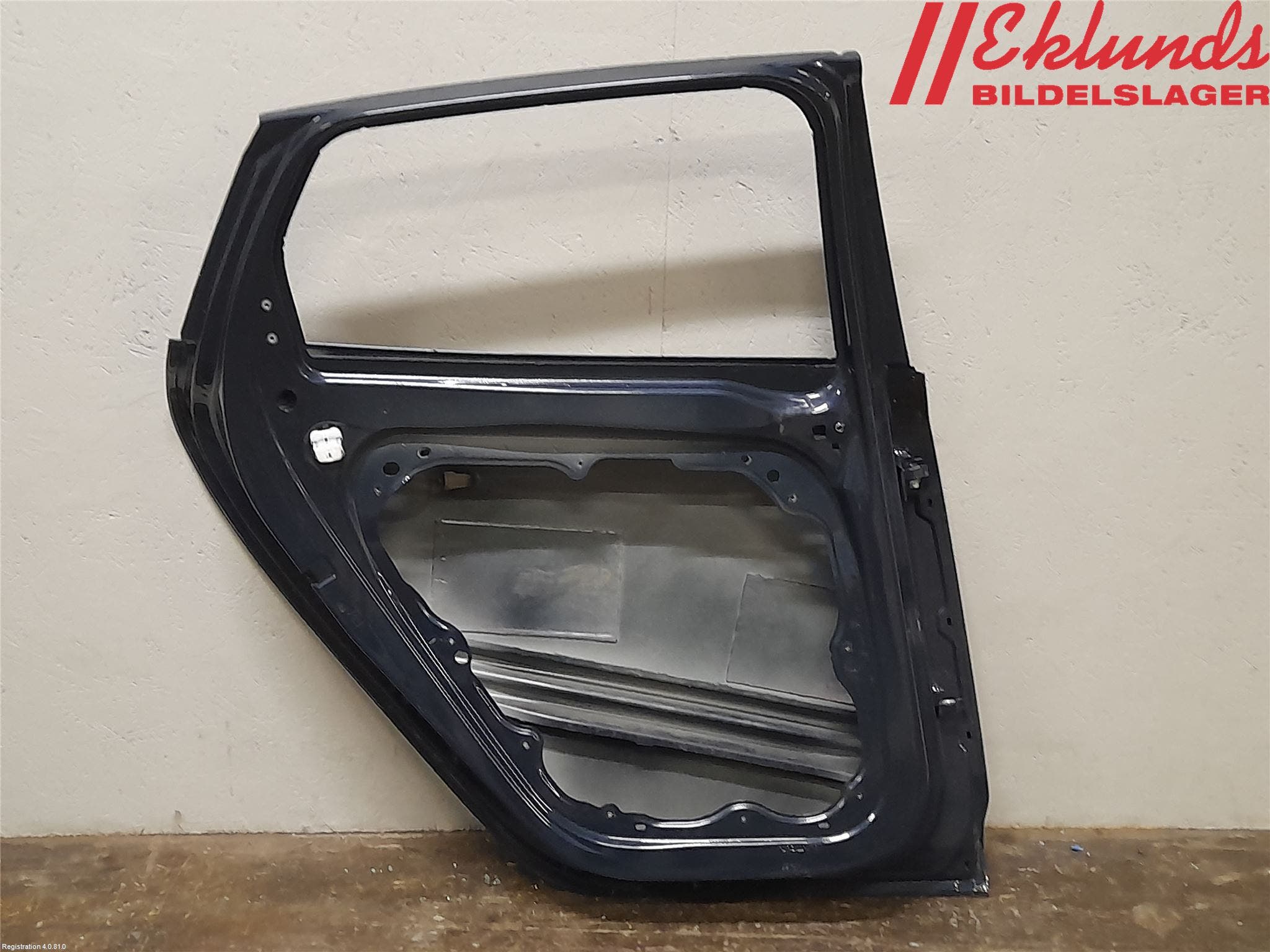 Volvo V40 12-19 Dörr Bak Vänster