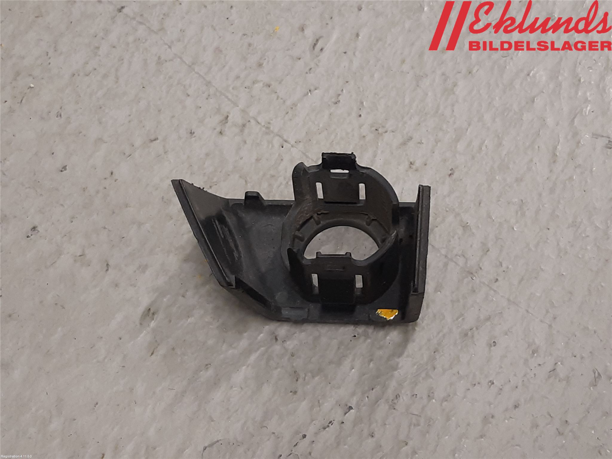 Volvo V60 CROSS COUNTRY 16-18 Parkeringshjälp Frontsensor