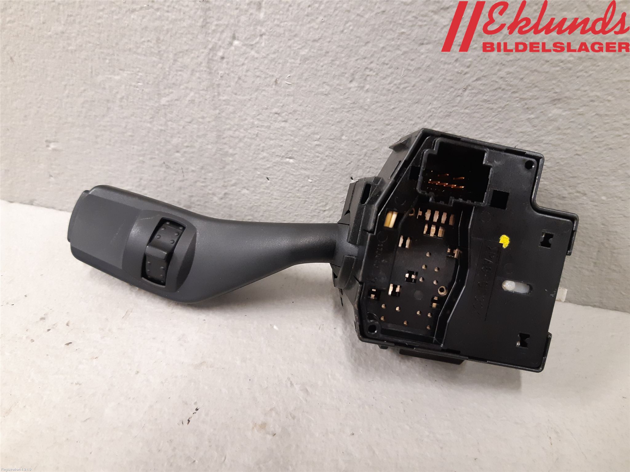 Ford KUGA 08-12 Spak Ljus-Spolomk