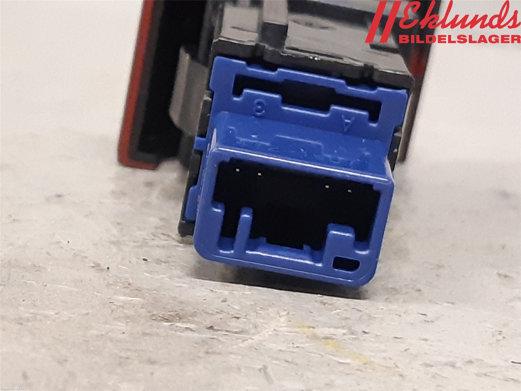 Toyota RAV4 19- Strömställare Varnings