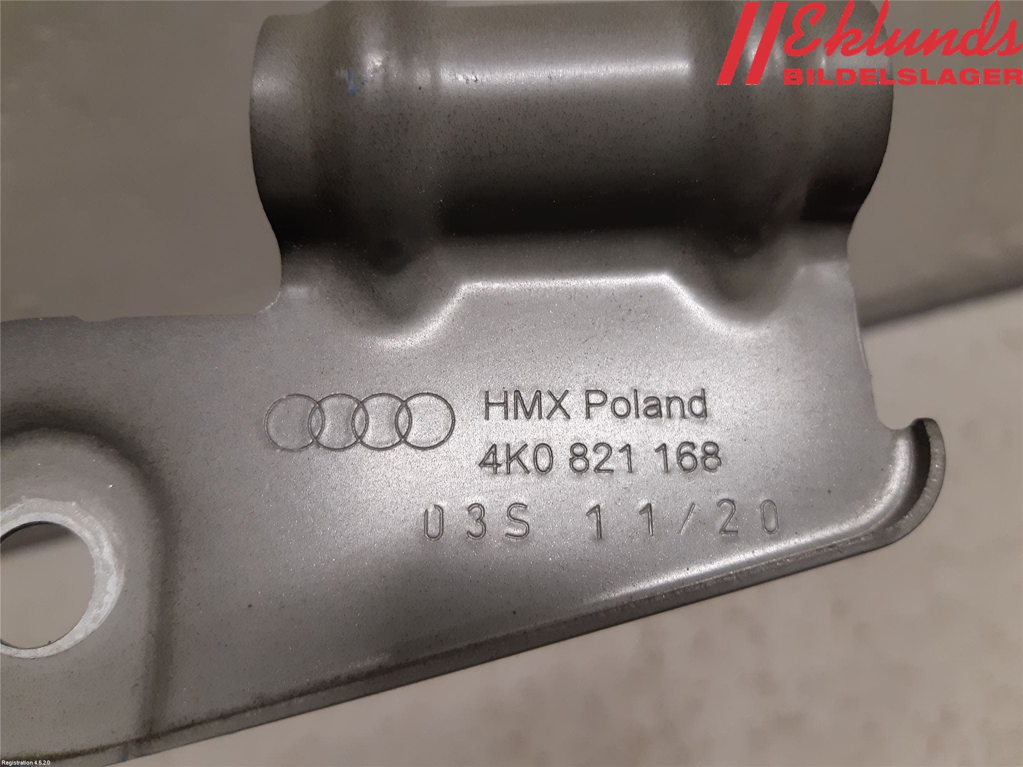 Audi A6 F2/C8 19- Skärmfäste Fram Hö