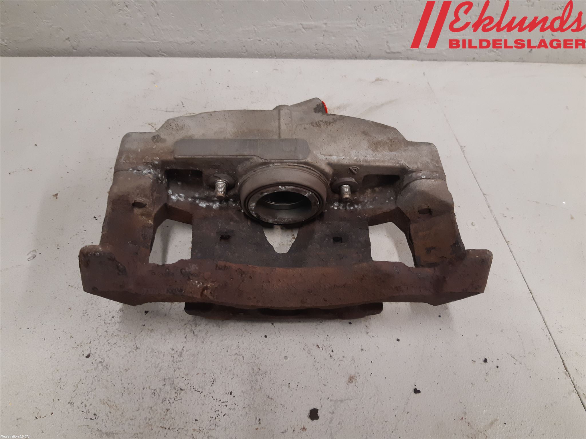 Volvo XC70 14-16 Bromsok Fram Höger