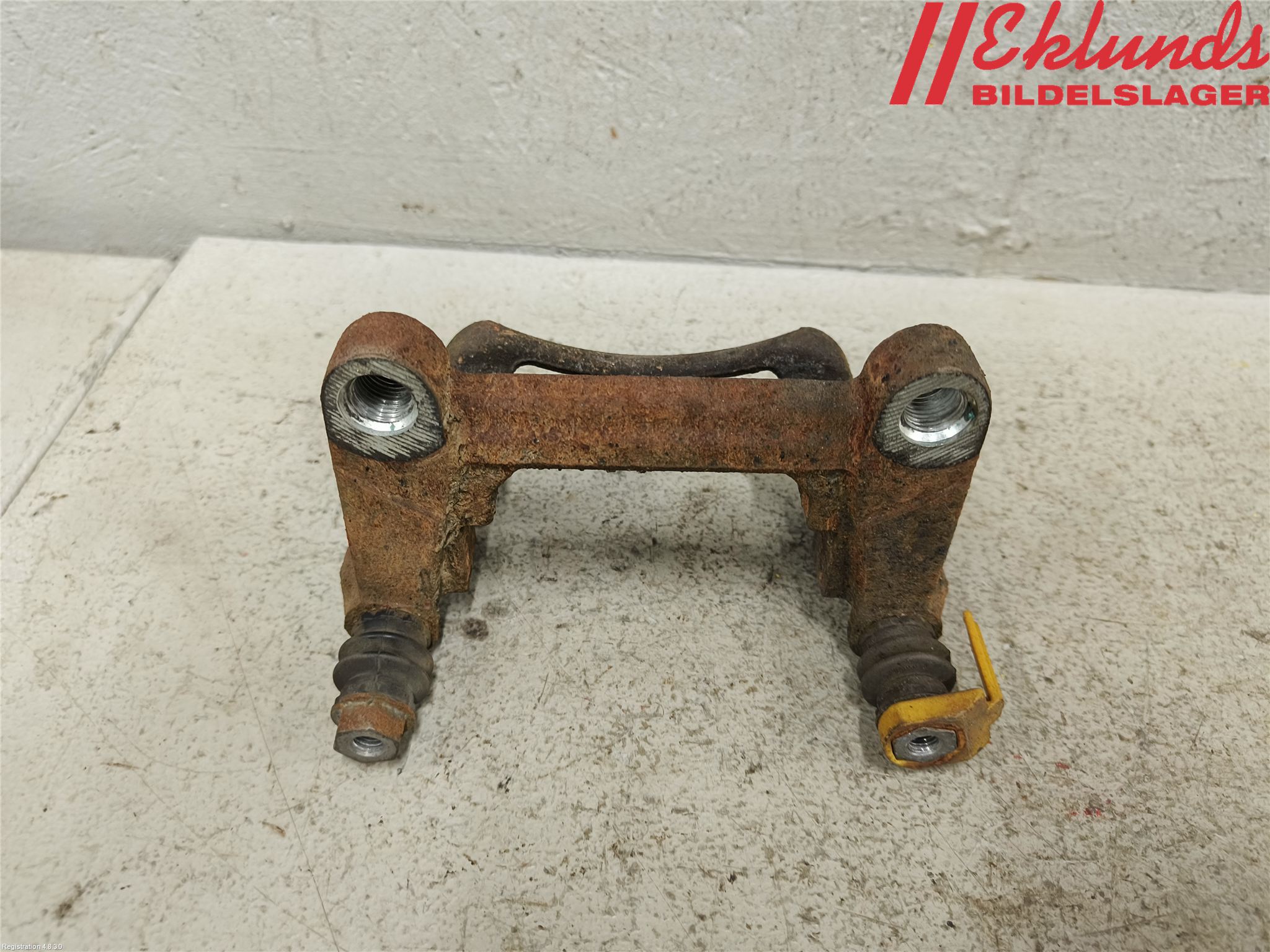 Fiat TALENTO 16- Bromsokshållare