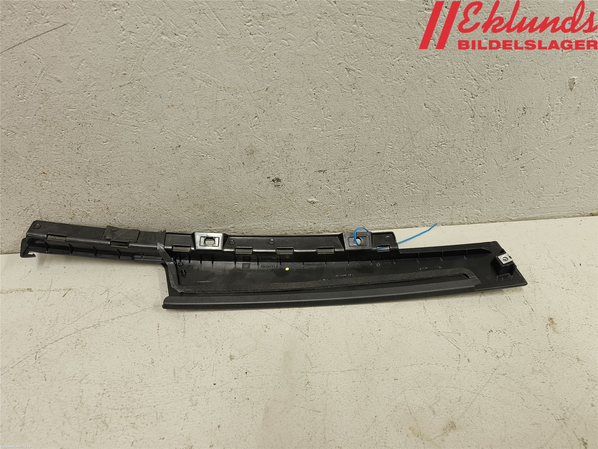 Opel ASTRA K 16-22 Dörr Dekorlist Fram Hö