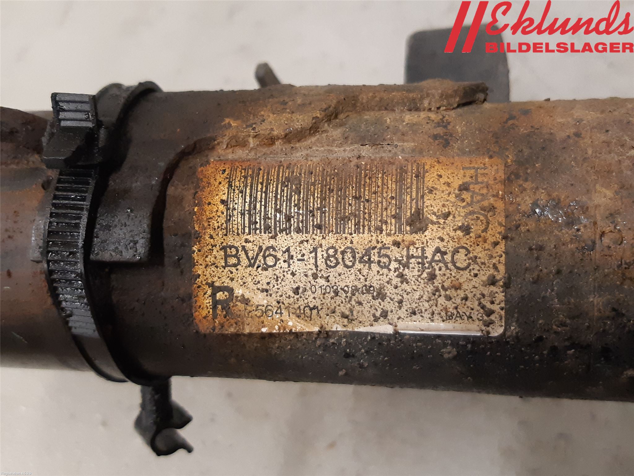 Ford FOCUS 15-18 Fjäderben Fram Höger