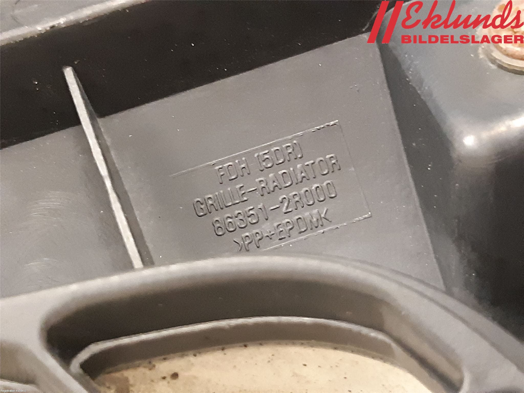 Hyundai i30 FD 07-12 Grill Komp