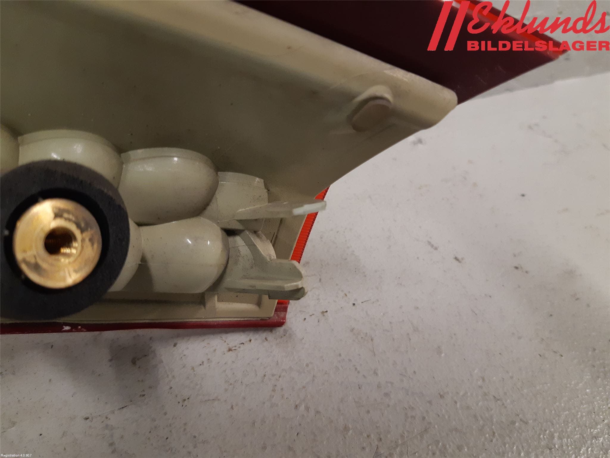 Volvo V70 08-13 Bakljus Lucka Hö