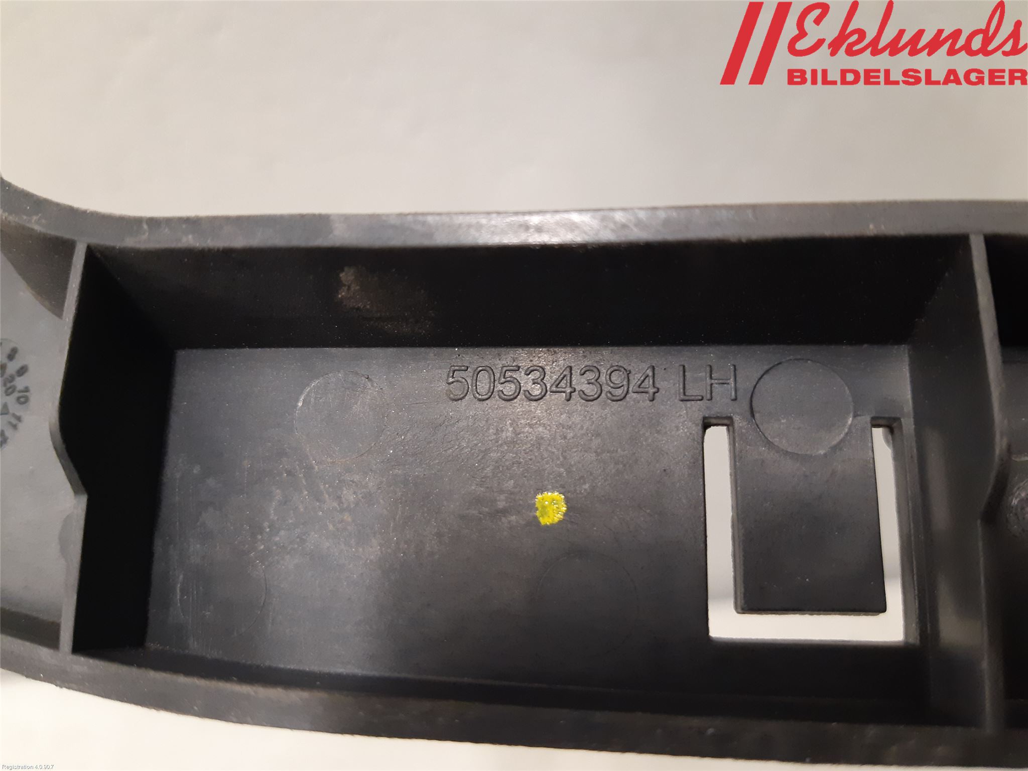 Alfa GIULIA Stötfångarfäste Bak Vä