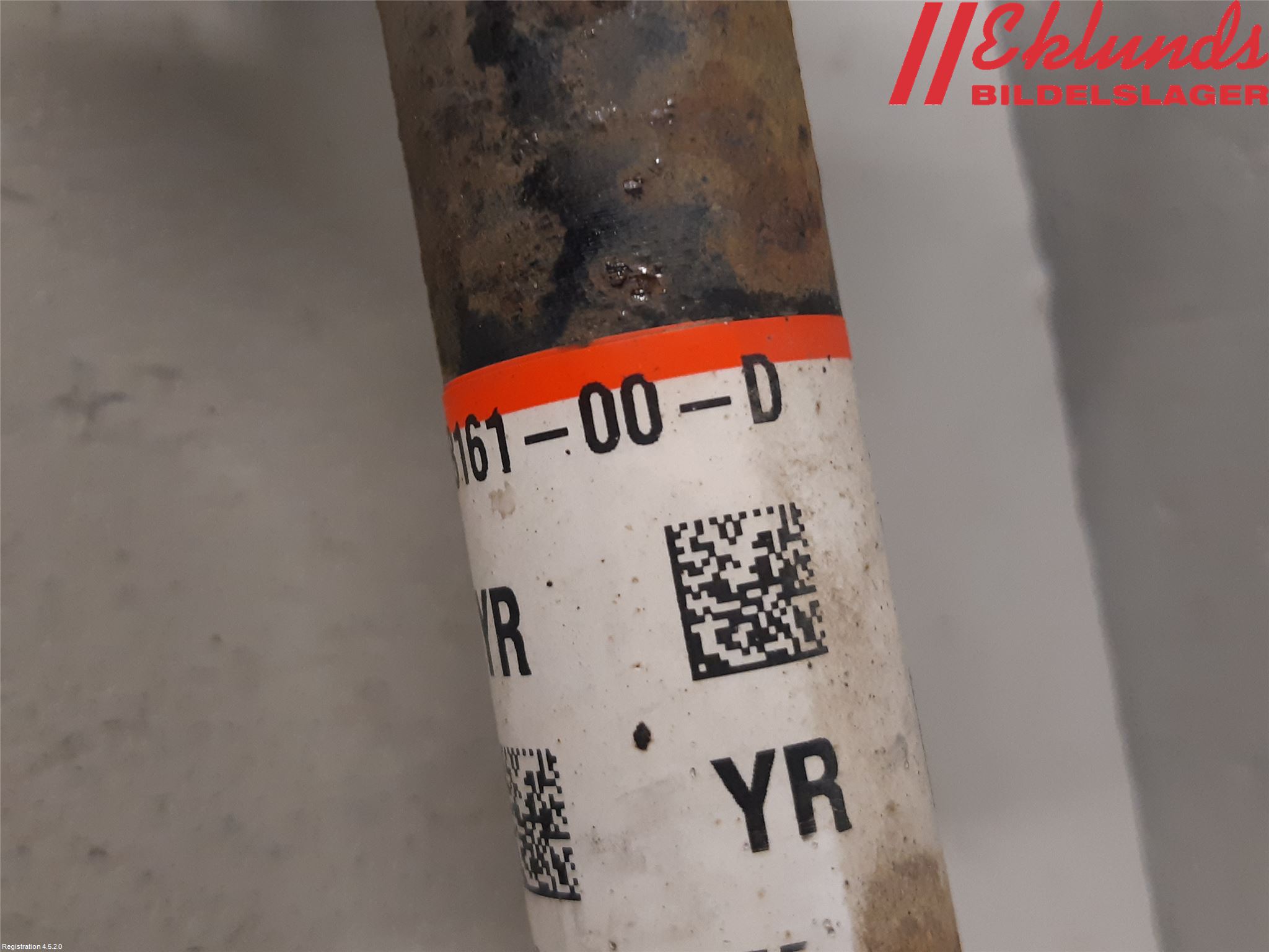 Tesla MODEL Y 21- Drivaxel Bak Höger