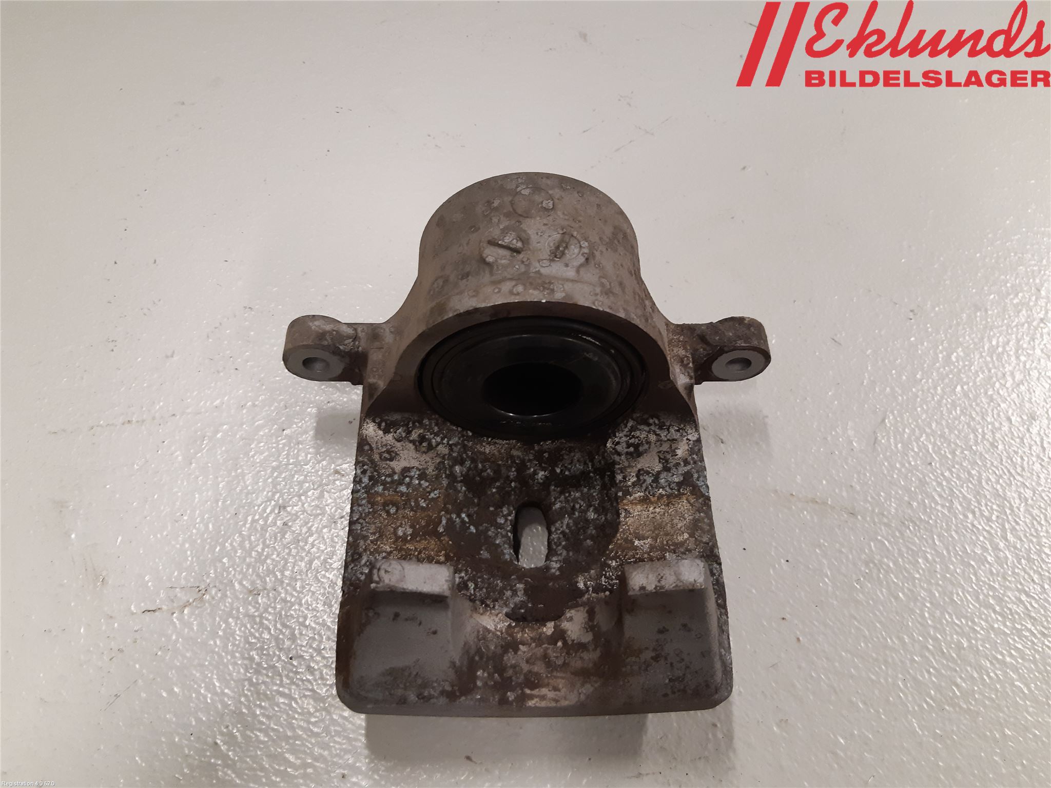 Toyota PRIUS NWH20 04-08 Bromsok Fram Höger