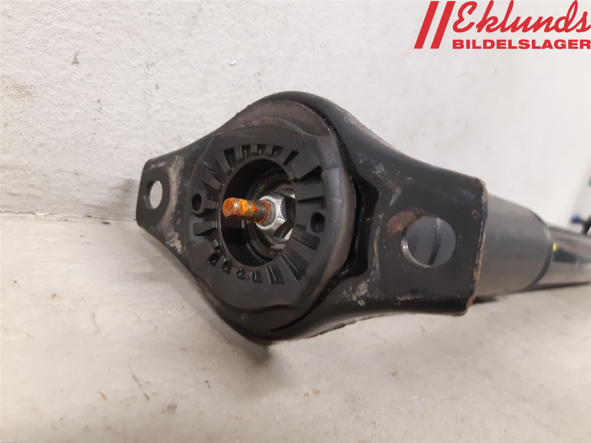 Volvo V60 CROSS COUNTRY 16-18 Stötdämpare Bak