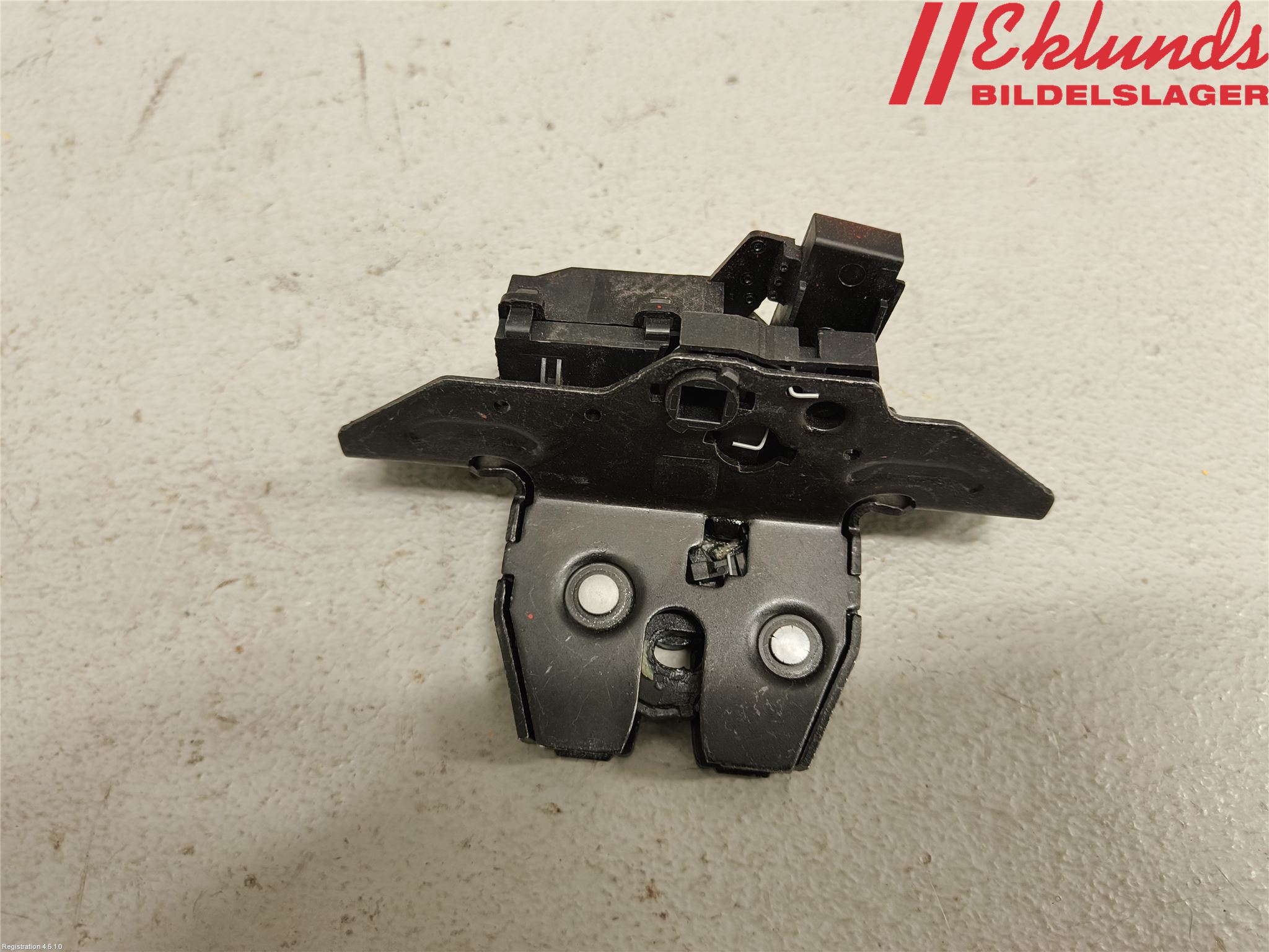 Opel INSIGNIA 17- Låskista Baklucka