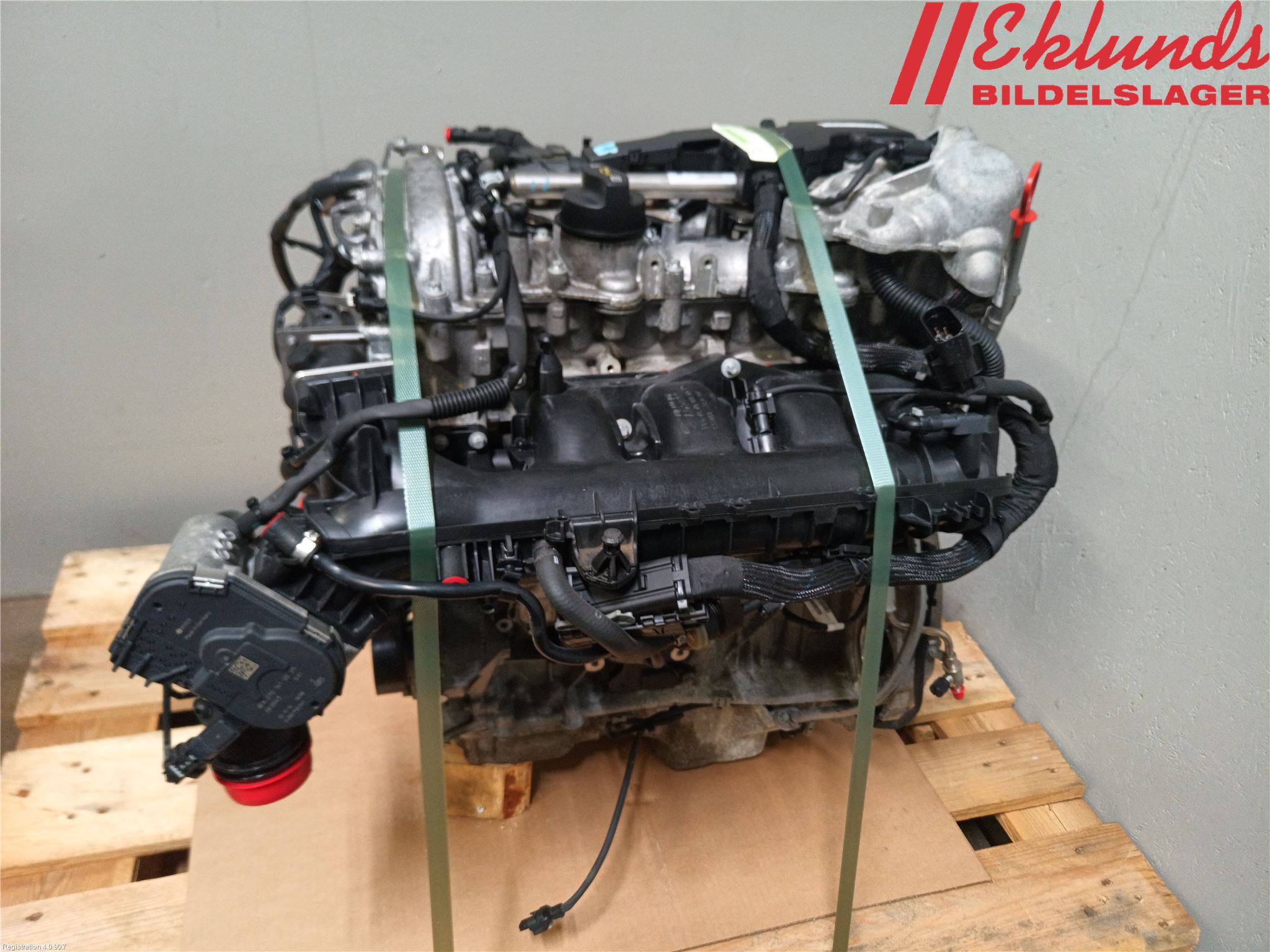 Mercedes-Benz MB C-KLASS (W204) 07-15 Motor Bensin