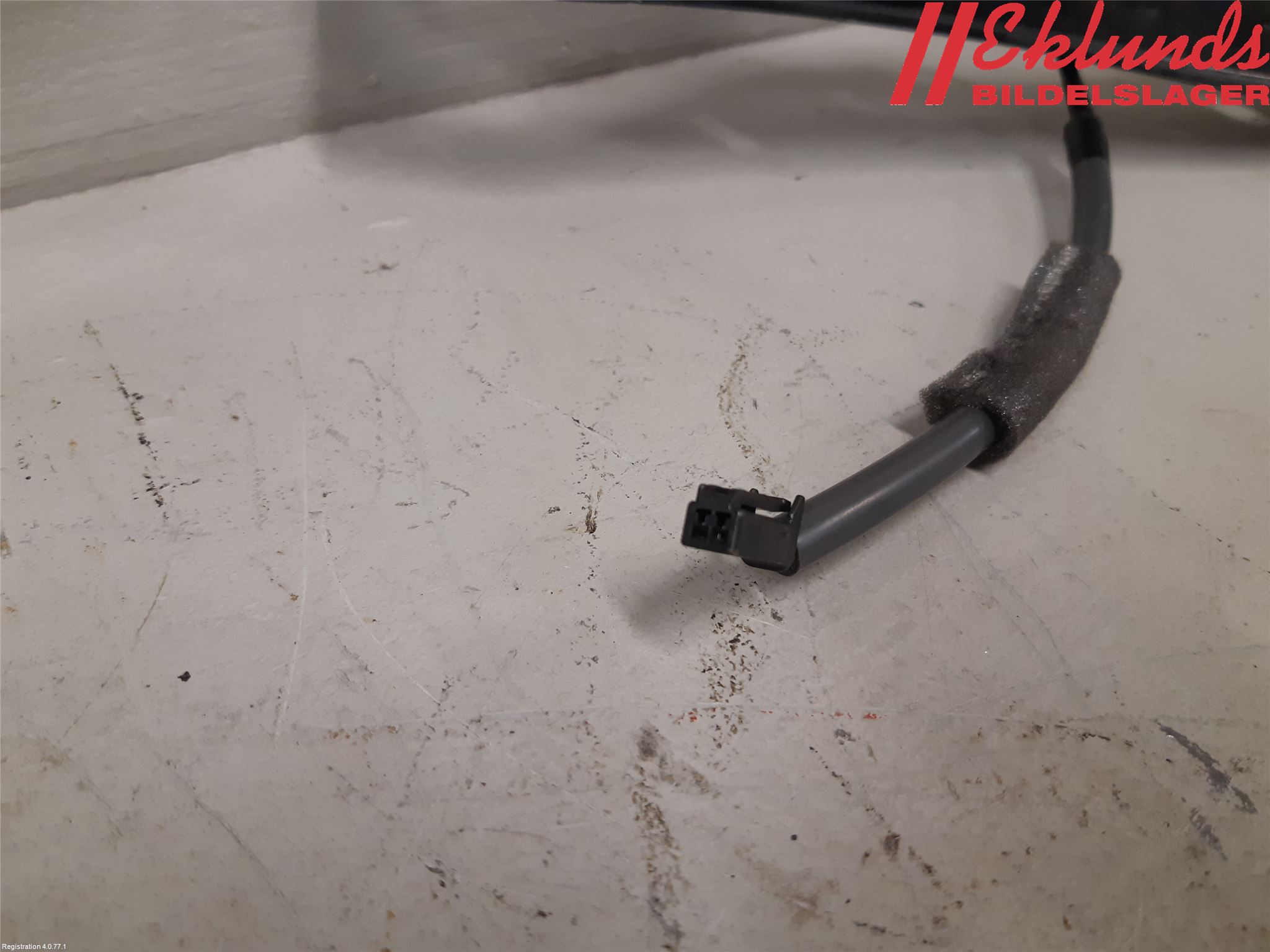 Toyota COROLLA 19- Bakluckeöppnare Automatisk