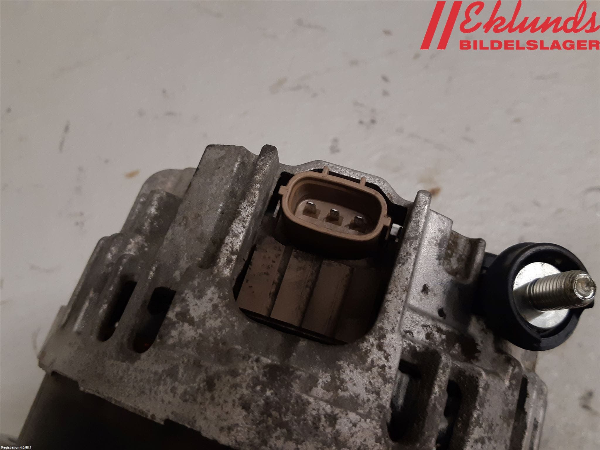 Subaru OUTBACK 15-20 Generator