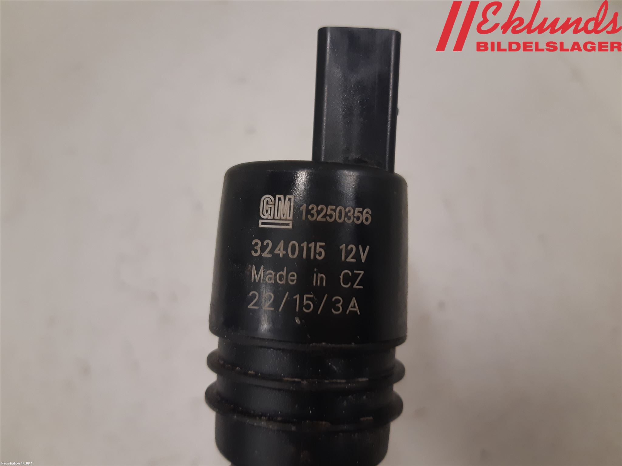 Opel INSIGNIA 09-16 Spolarpump Vindruta