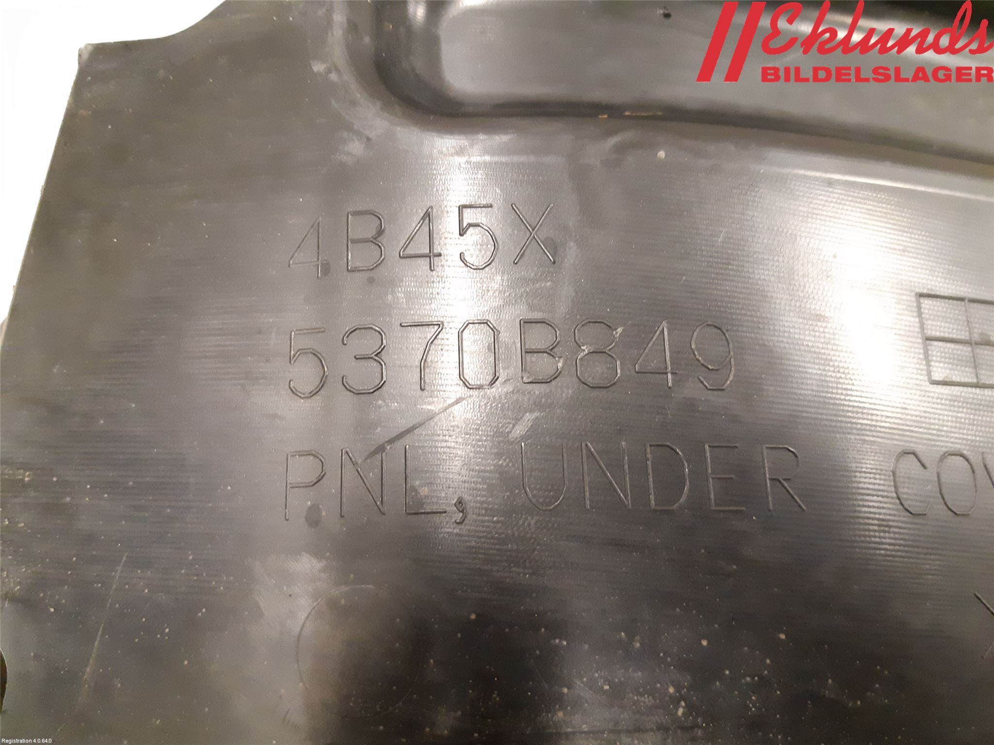 Mitsubishi OUTLANDER 13-21 Skärm Inner