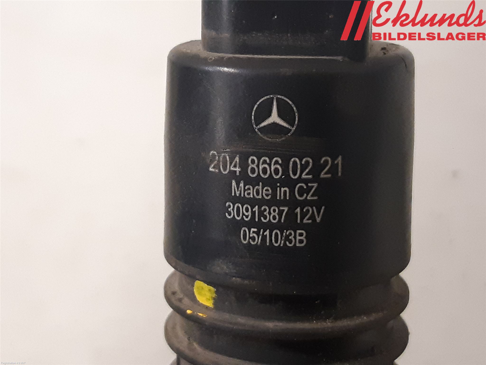 Mercedes-Benz MB E-KLASS (W212) 09-16 Spolarpump Vindruta