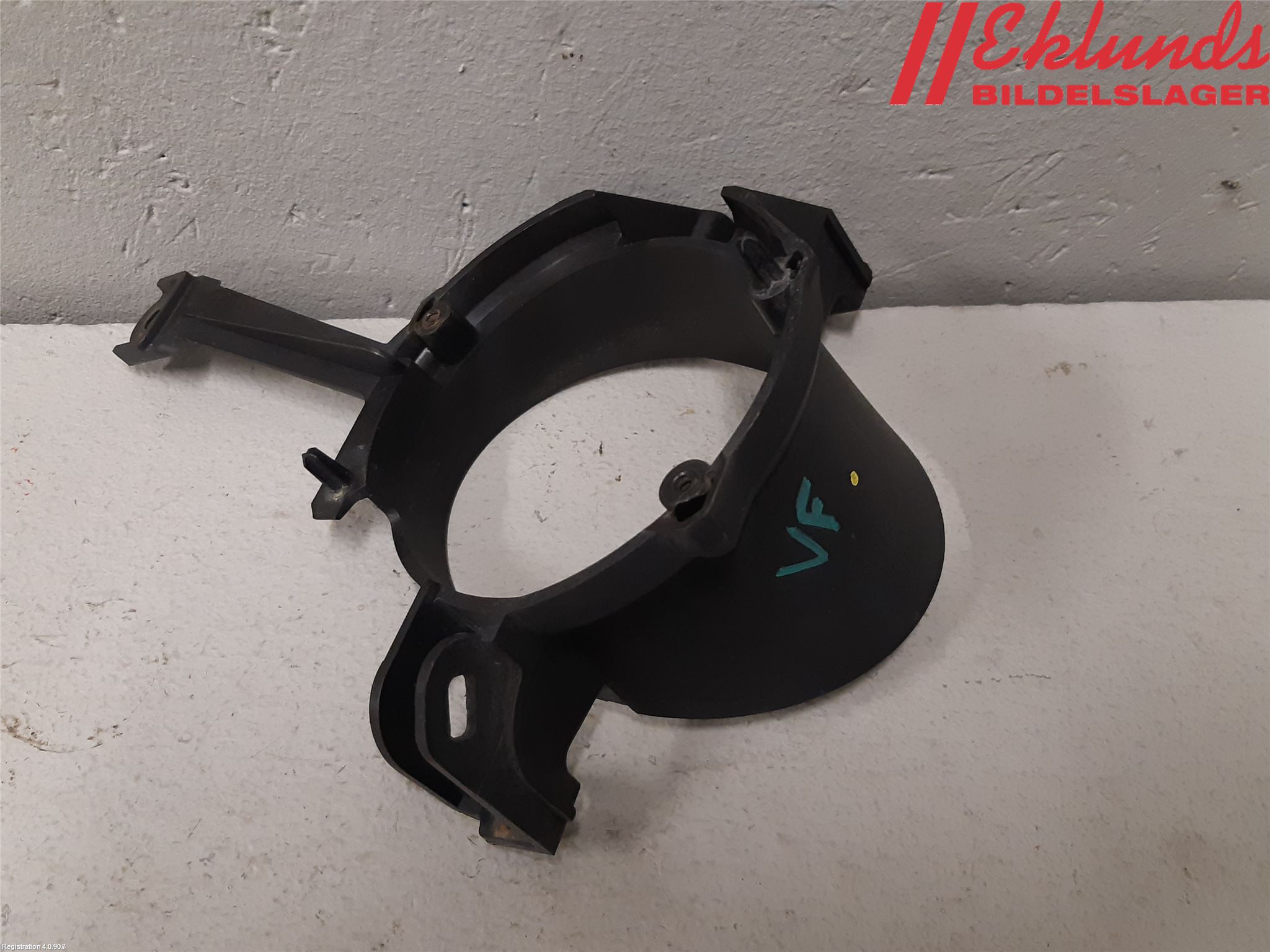 Honda CR-V 13-18 Dimljussarg Fram