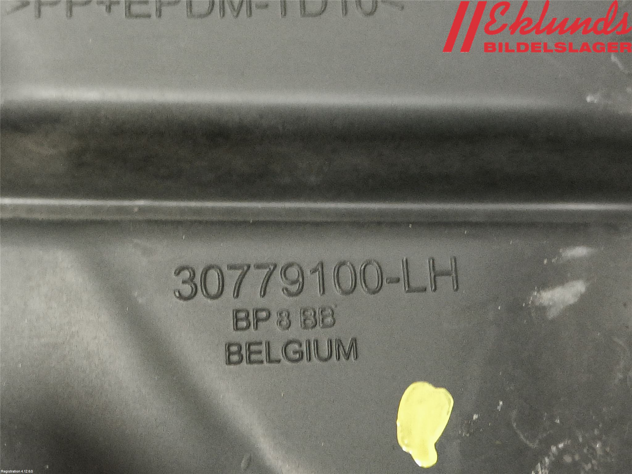 Volvo V50 08-12 Dimljussarg Fram