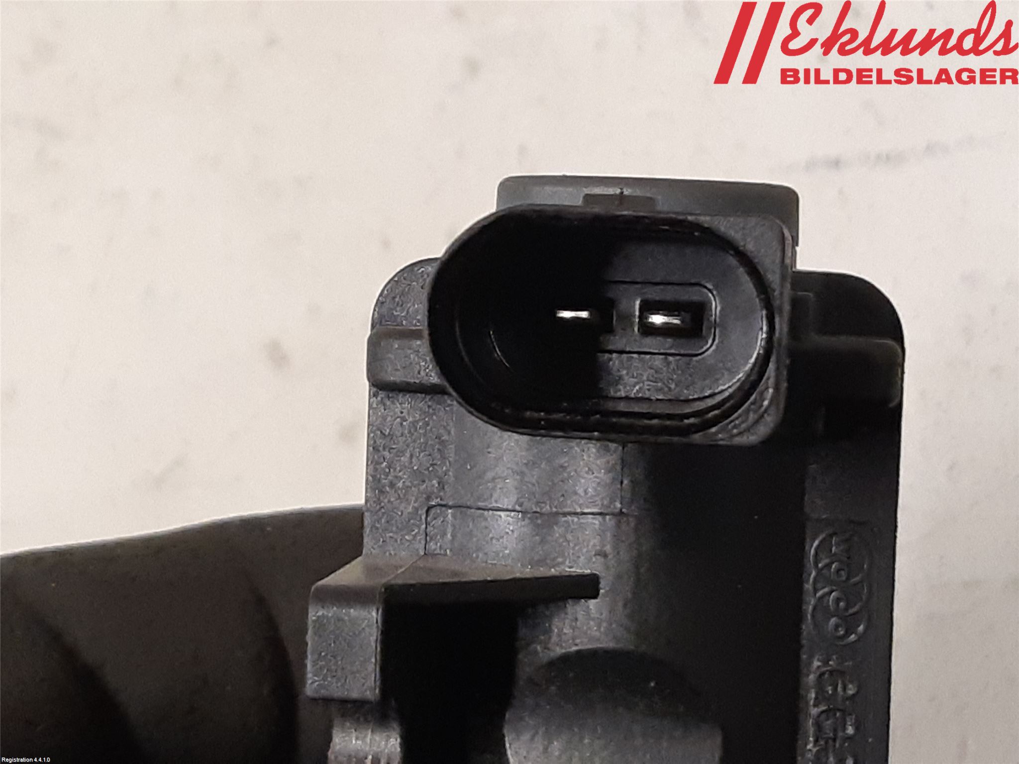 Volkswagen VW PASSAT 11-14 Vakuumventil