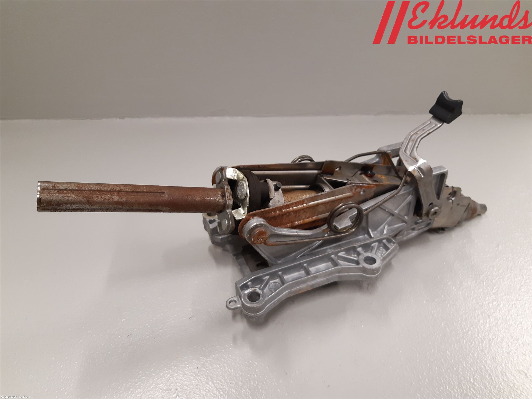 Ford MUSTANG V 05-14 Rattaxelagg Justerbart