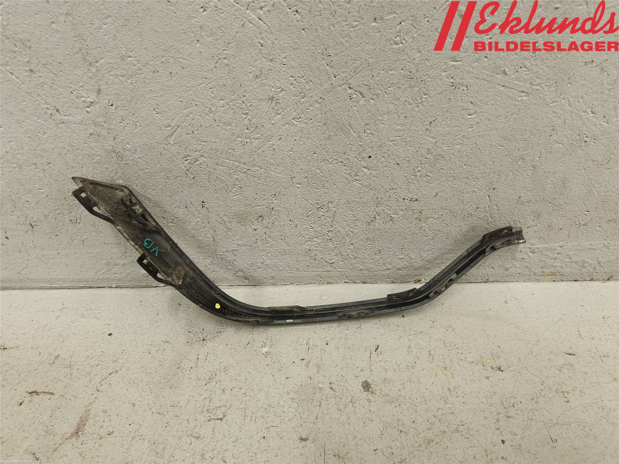 Audi A4/S4 B9 20- Stötfångarlist Bak