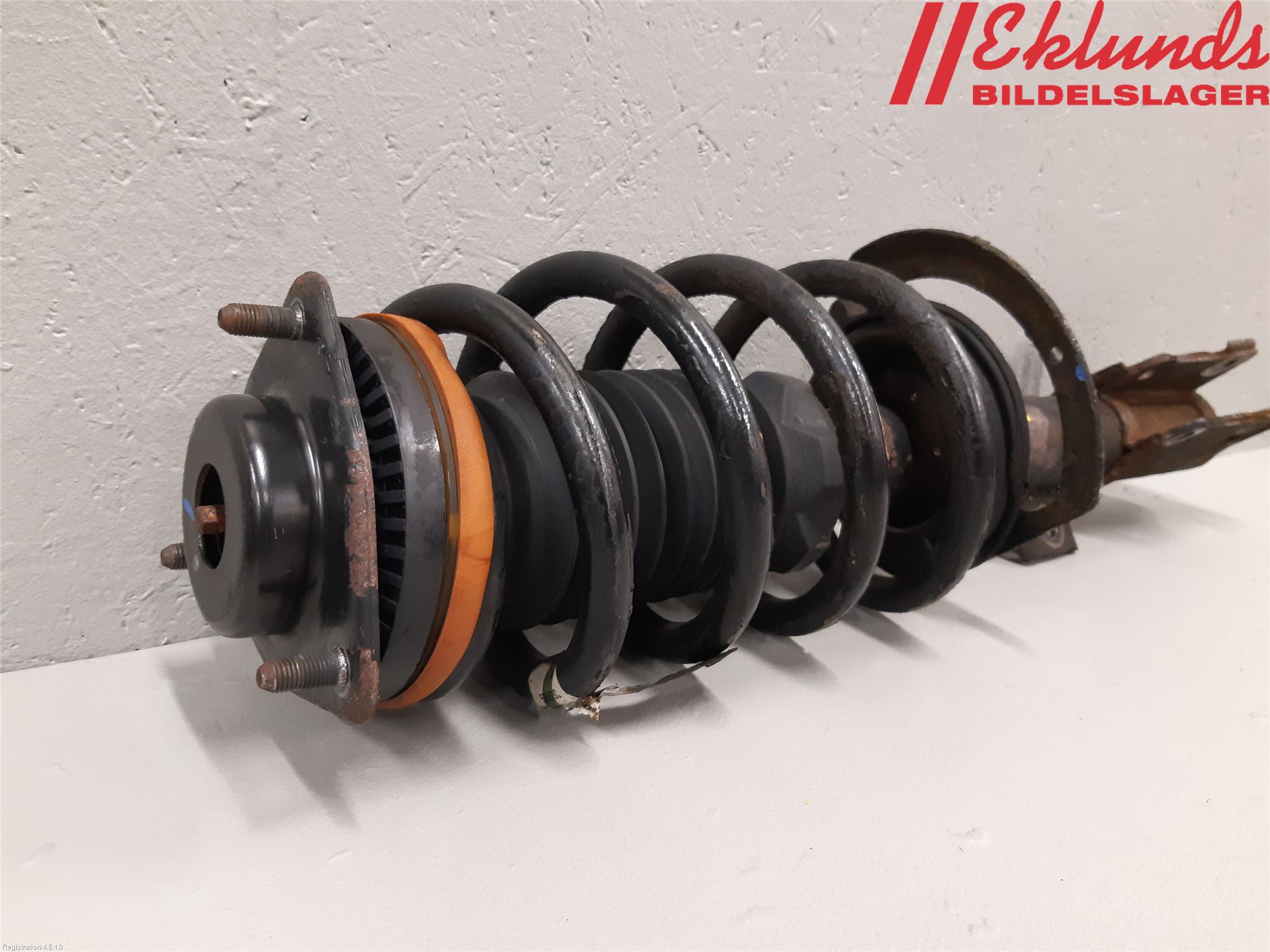 Fiat FREEMONT Fjäderben Fram Höger