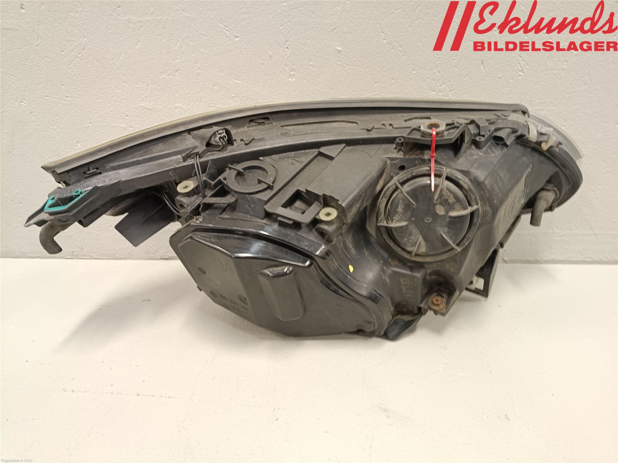 BMW 5 E60/61 Sed/Tou 02-10 Strålkastare Vänster
