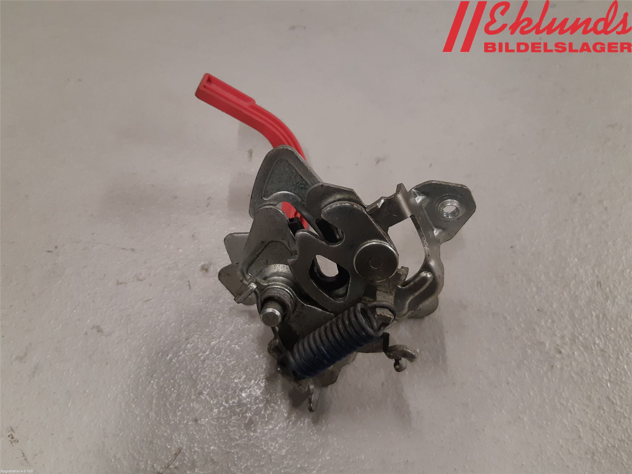 Fiat 500L 13-19 Huvlås