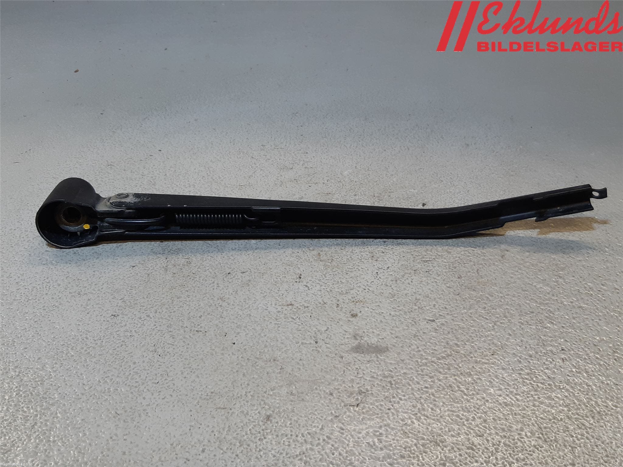 BMW 1 E87/81 5D/3D 03-11 Torkararm-Bakruta