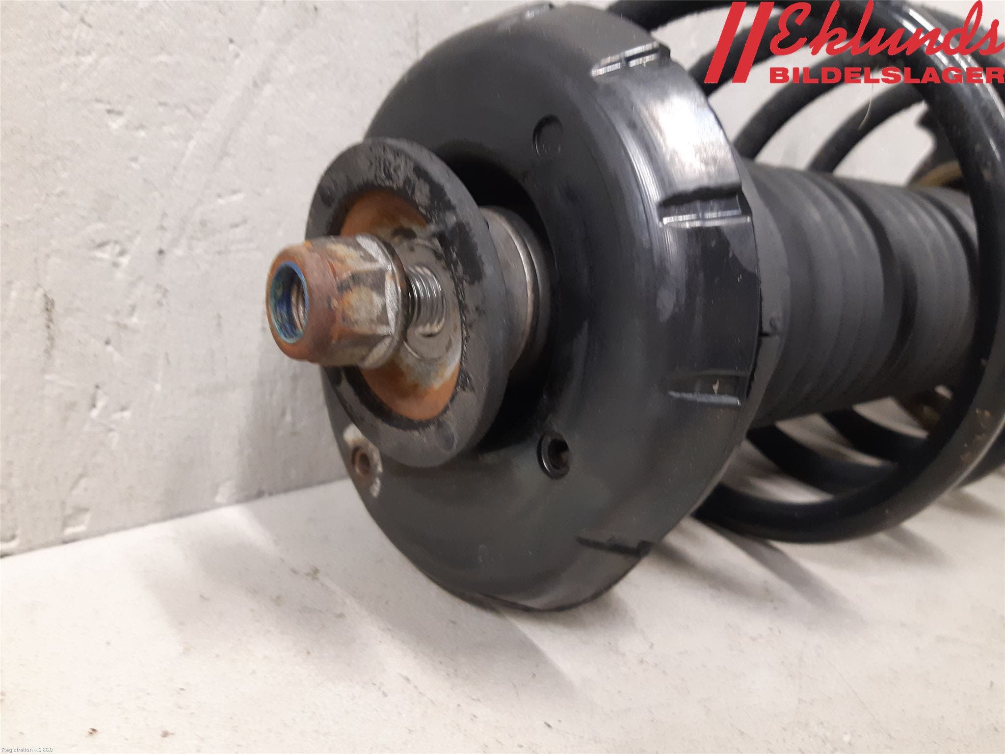 Peugeot 208 12-15 Fjäderben Fram Höger