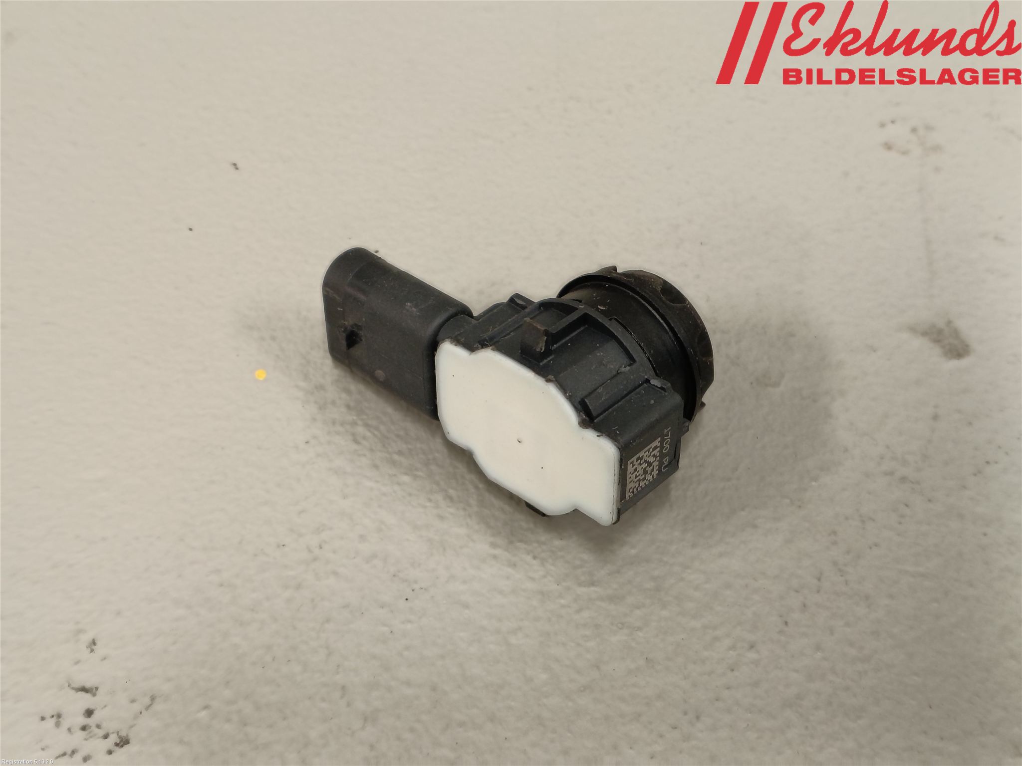 Volvo XC40/RECHARGE 18- Parkeringshjälp Backsensor