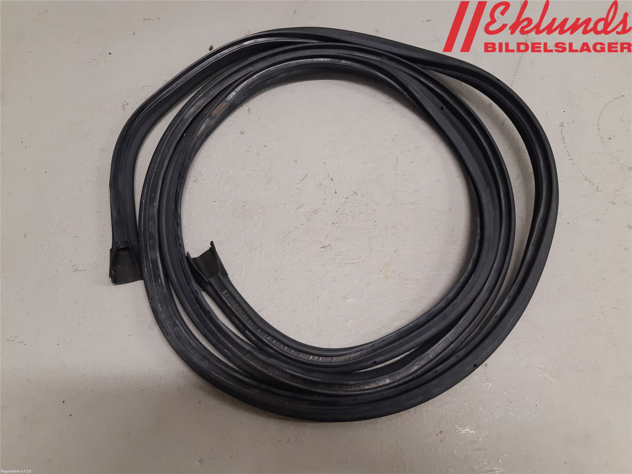 Volvo XC90/RECHARGE 16- Huvisolering