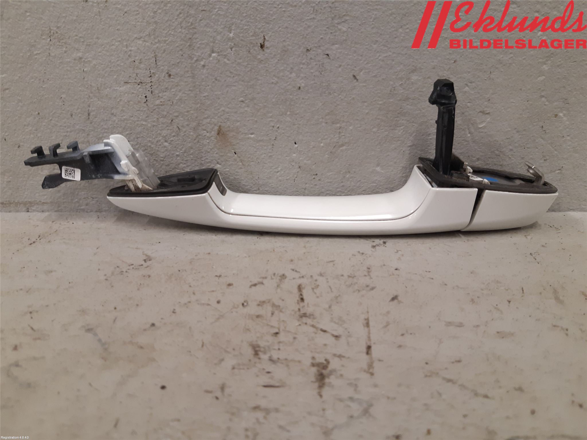BMW X1 F48 15-22 Dörrhandtag Yttre Vä