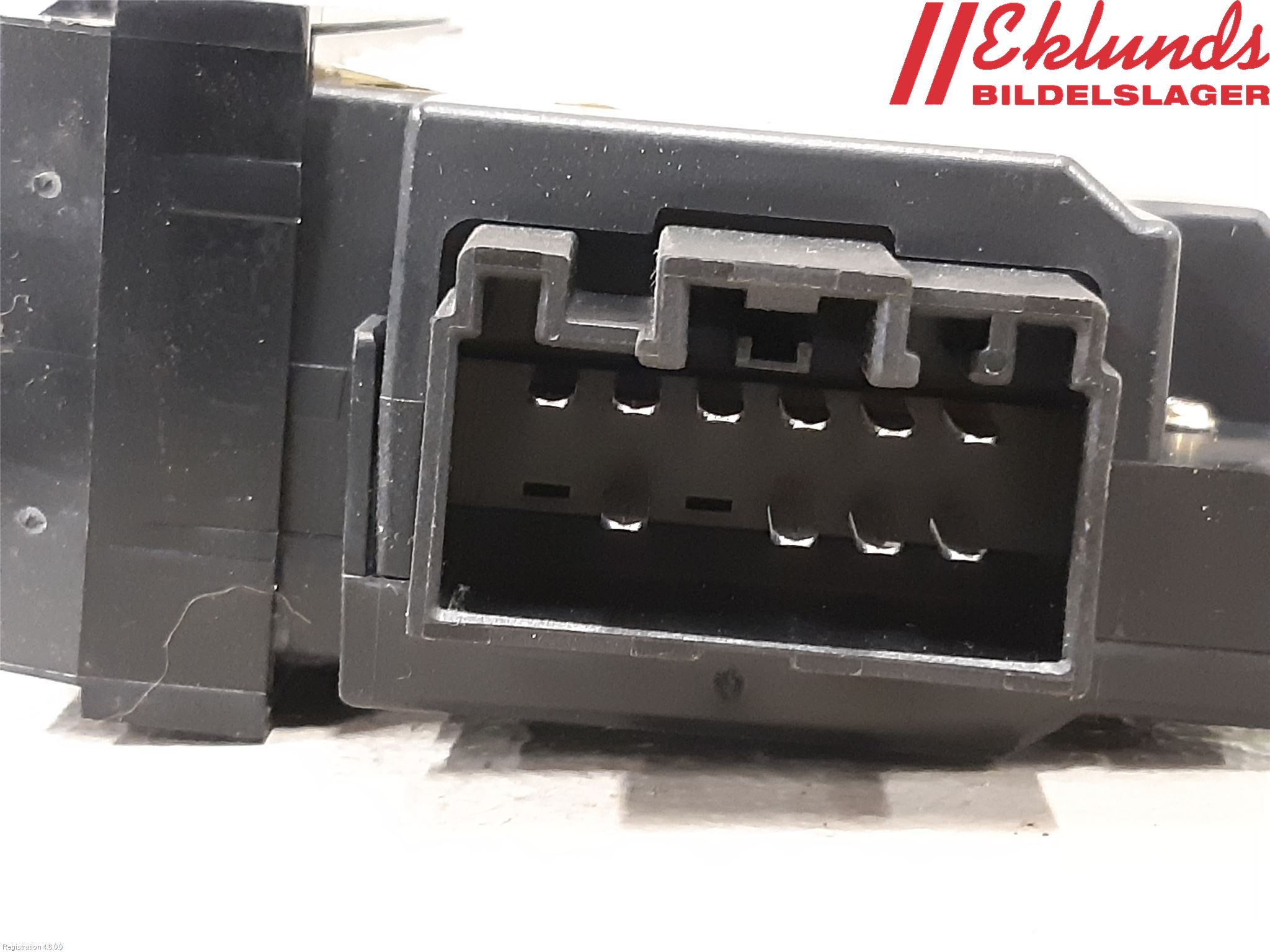 Volvo V70 05-08 Strömställare Elhiss