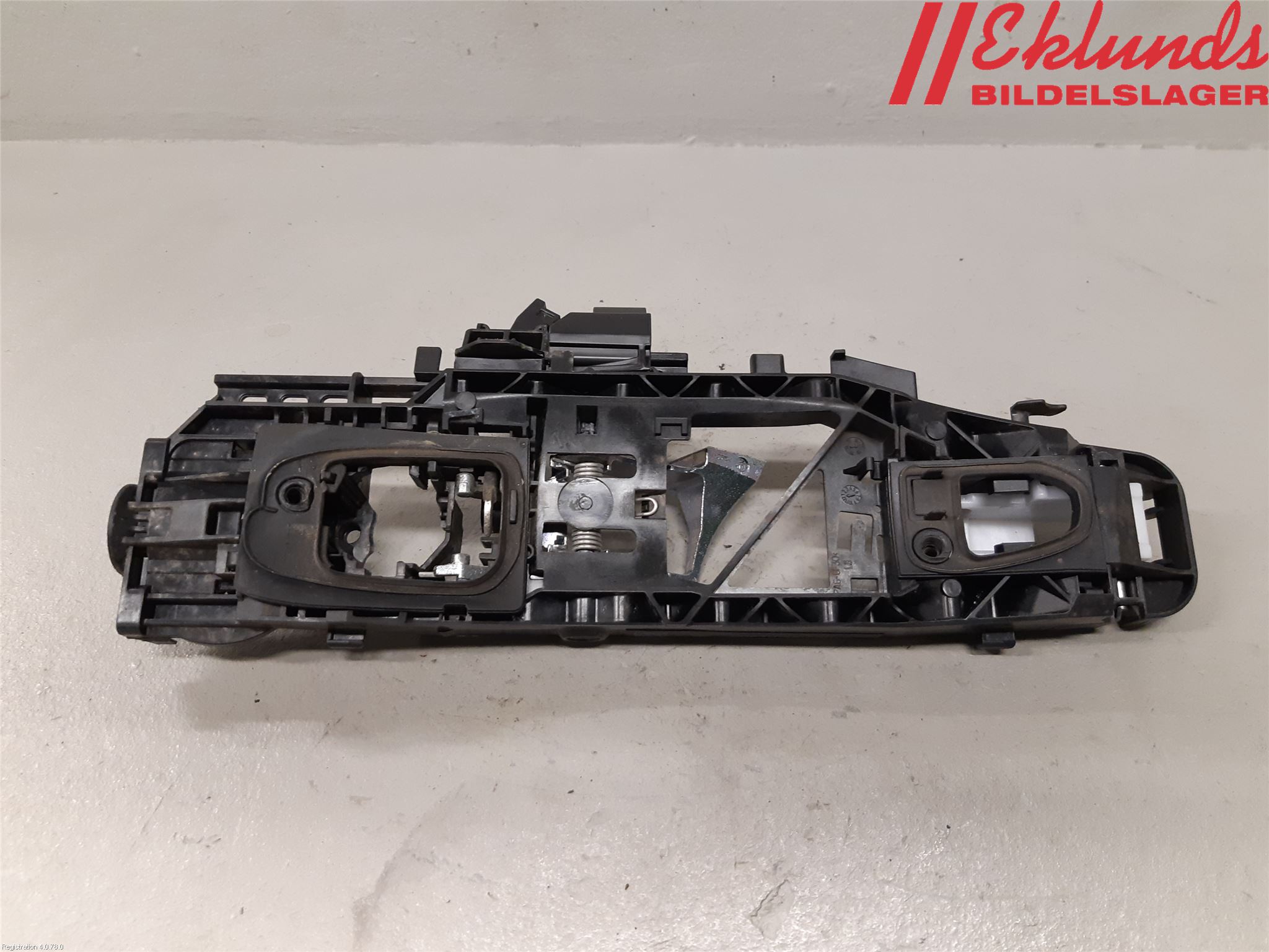 Mercedes-Benz MB E-KLASS (W213) 16-23 Dörrhandtag Yttre Vä