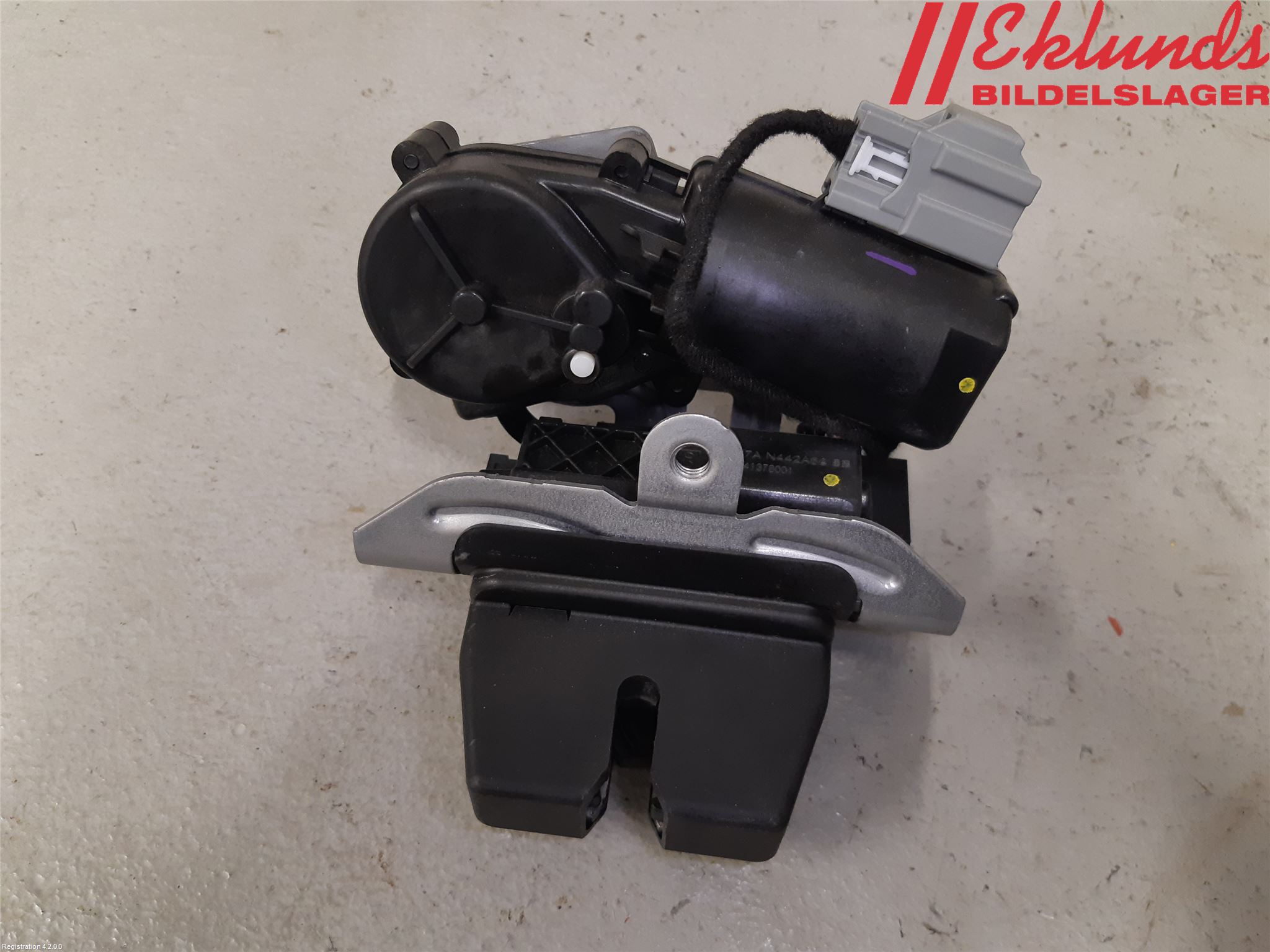 Ford MONDEO 15-22 Låskista Baklucka