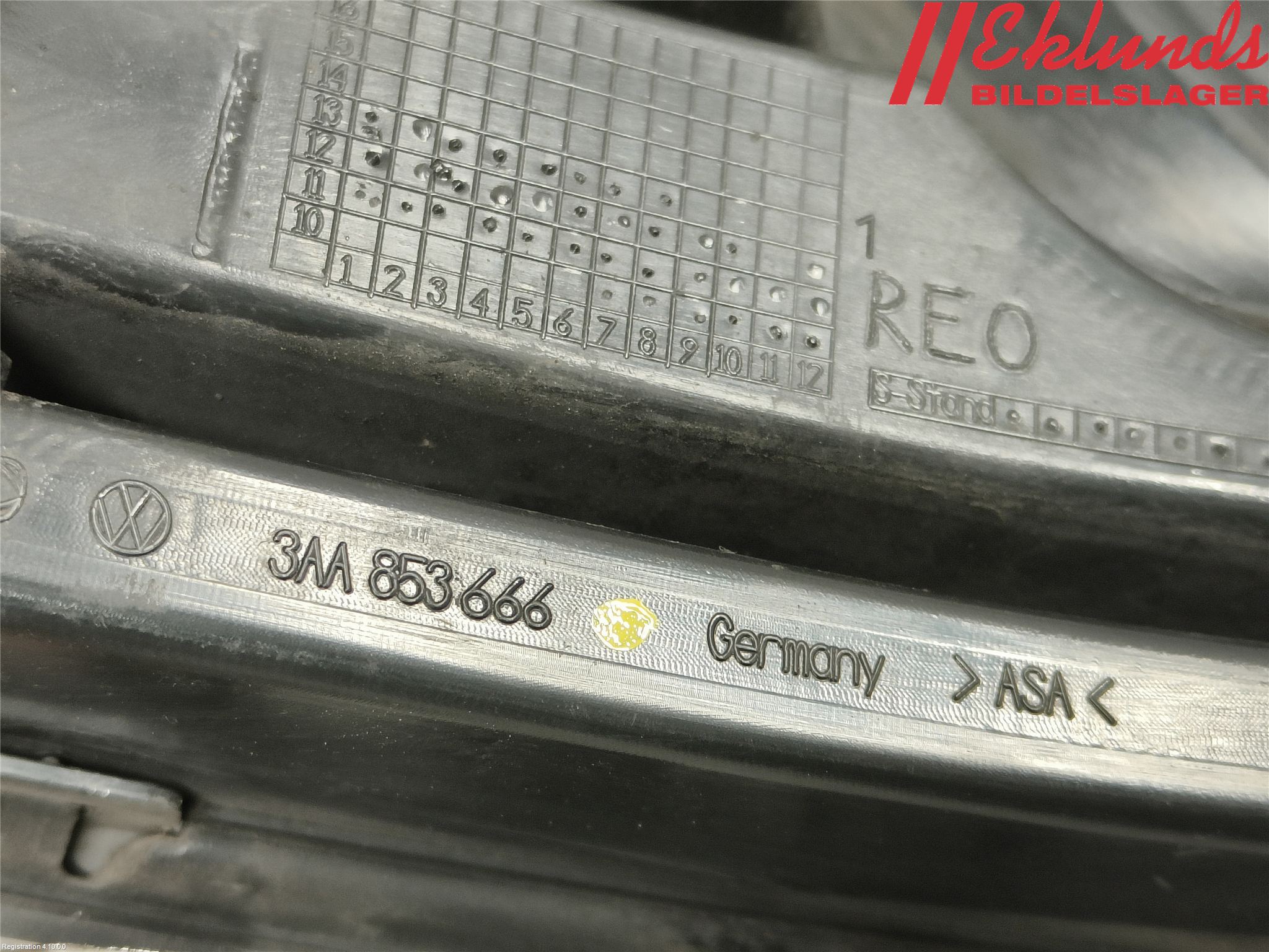 Volkswagen VW PASSAT 11-14 Dimljussarg Fram