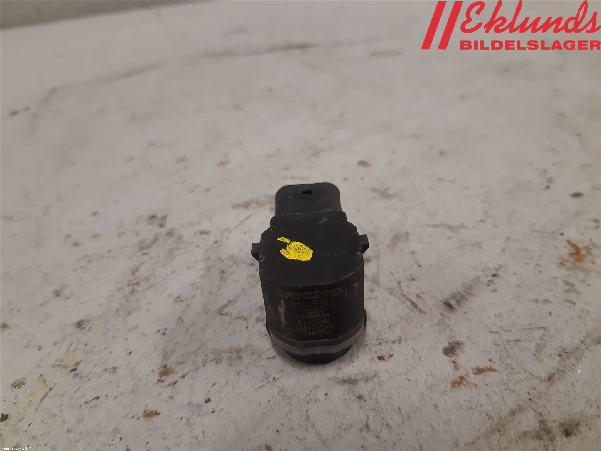Volvo V60 CROSS COUNTRY 16-18 Parkeringshjälp Backsensor